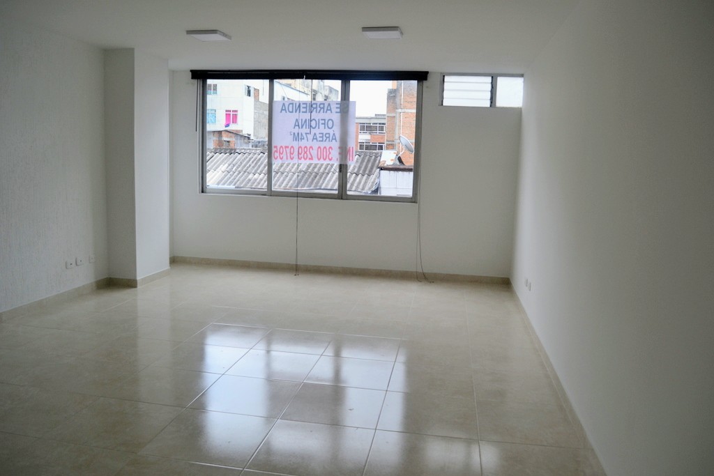 🏢 Oficinas con sala de espera en venta